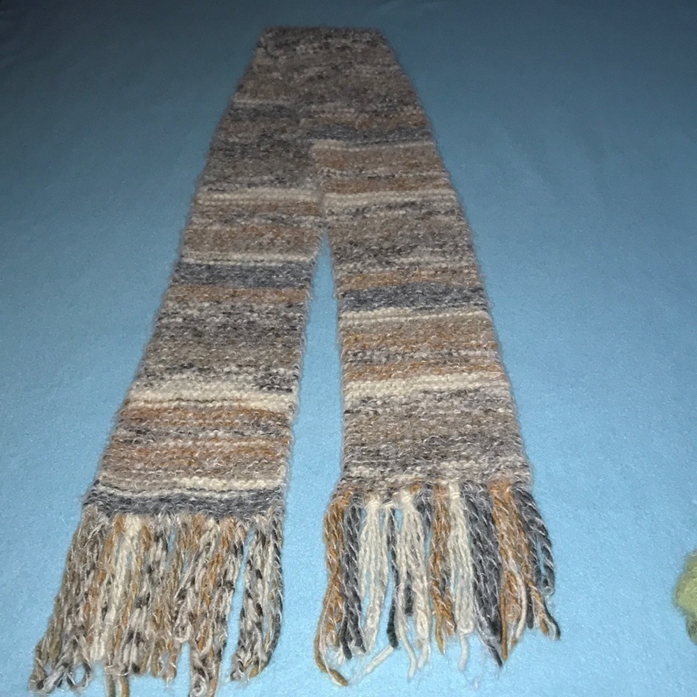 TASSEL crocheted knit scarf handmade with love size OS